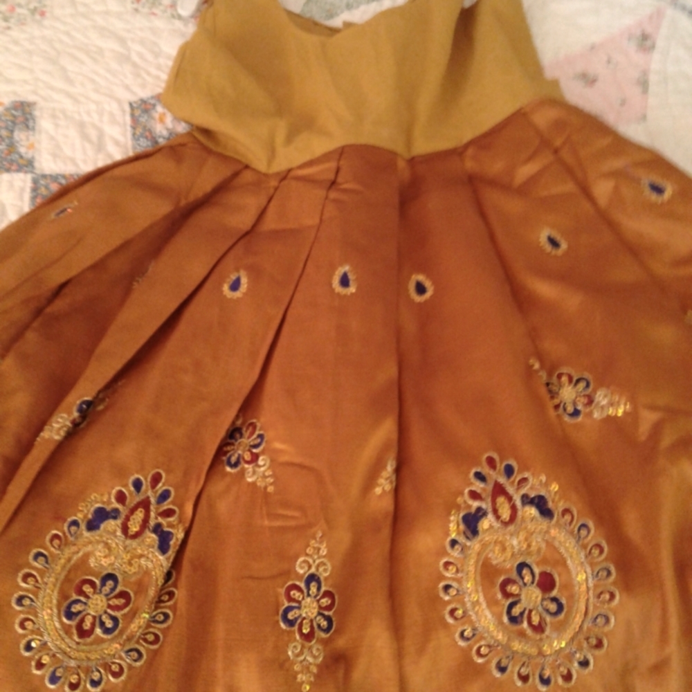 Beautiful Little Girls Dress
